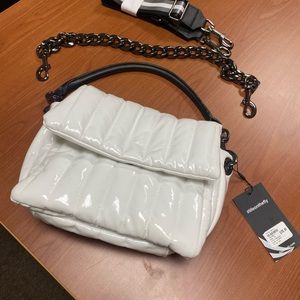 NWT white summer bag.